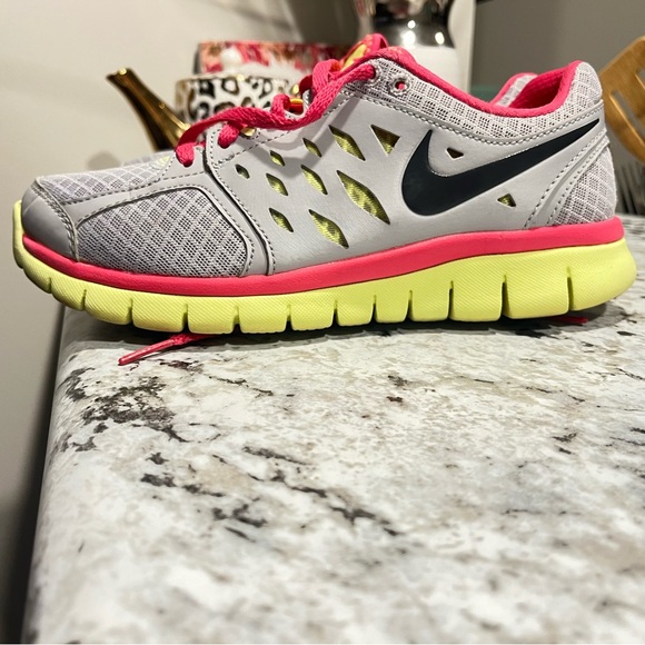Nike Gray and Pink Athletic Shoes - Picture 3 of 4